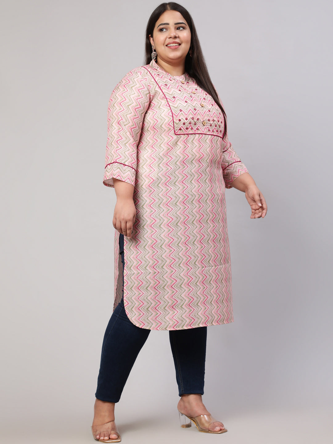 Plus Size Multicolor Zigzag Embroidered Straight Kurta