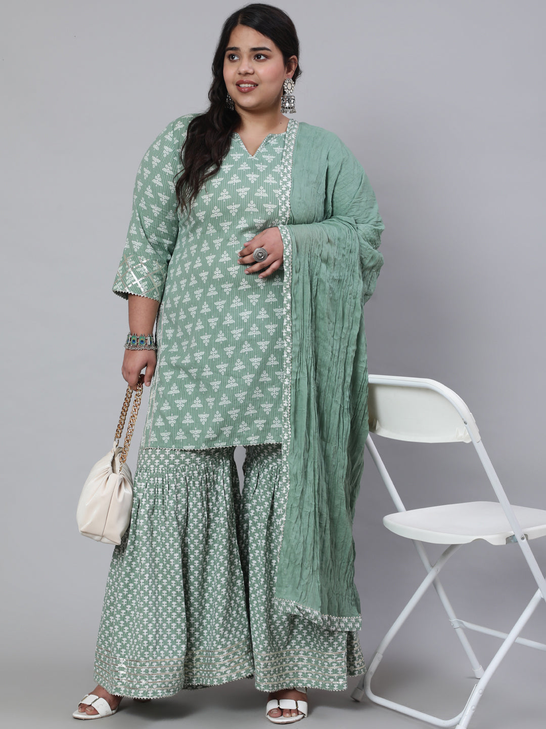 Green Plus Size Woven Straight Printed Embroidered Kurta Set With Solid Dupatta