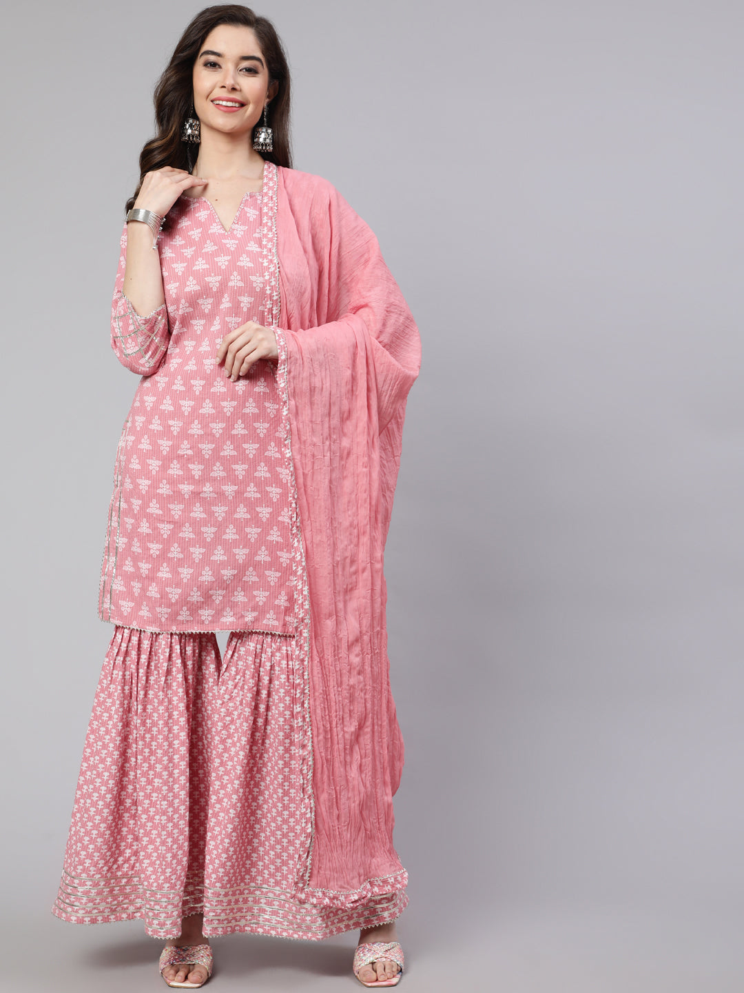 Pink Woven Straight ethnic printed Embroidered kurta with Printed Palazzo & Solid Dupatta with print and lace taping