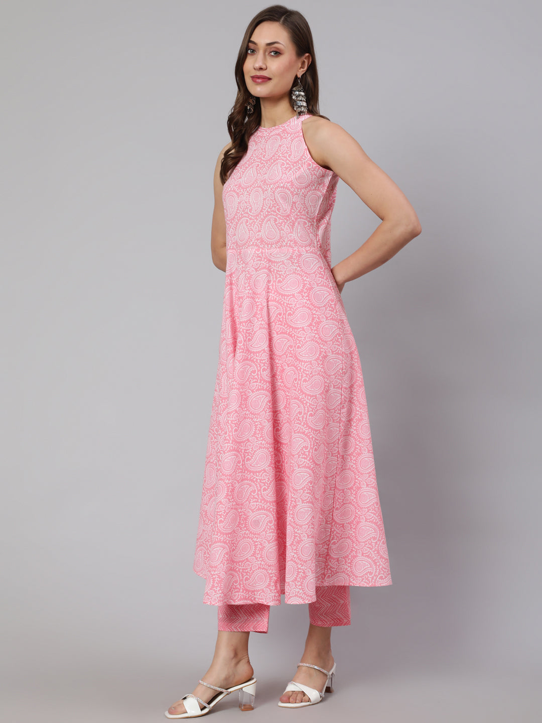 Women Pink Printed Halter Neck Fit & Flared Kurta With Printed Pant & Dupatta With Lace Taping