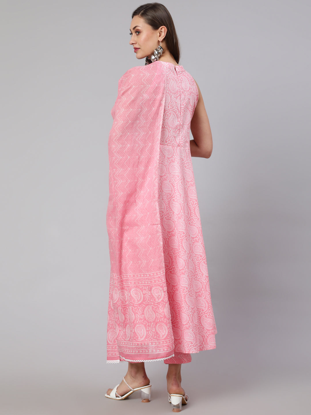 Women Pink Printed Halter Neck Fit & Flared Kurta With Printed Pant & Dupatta With Lace Taping
