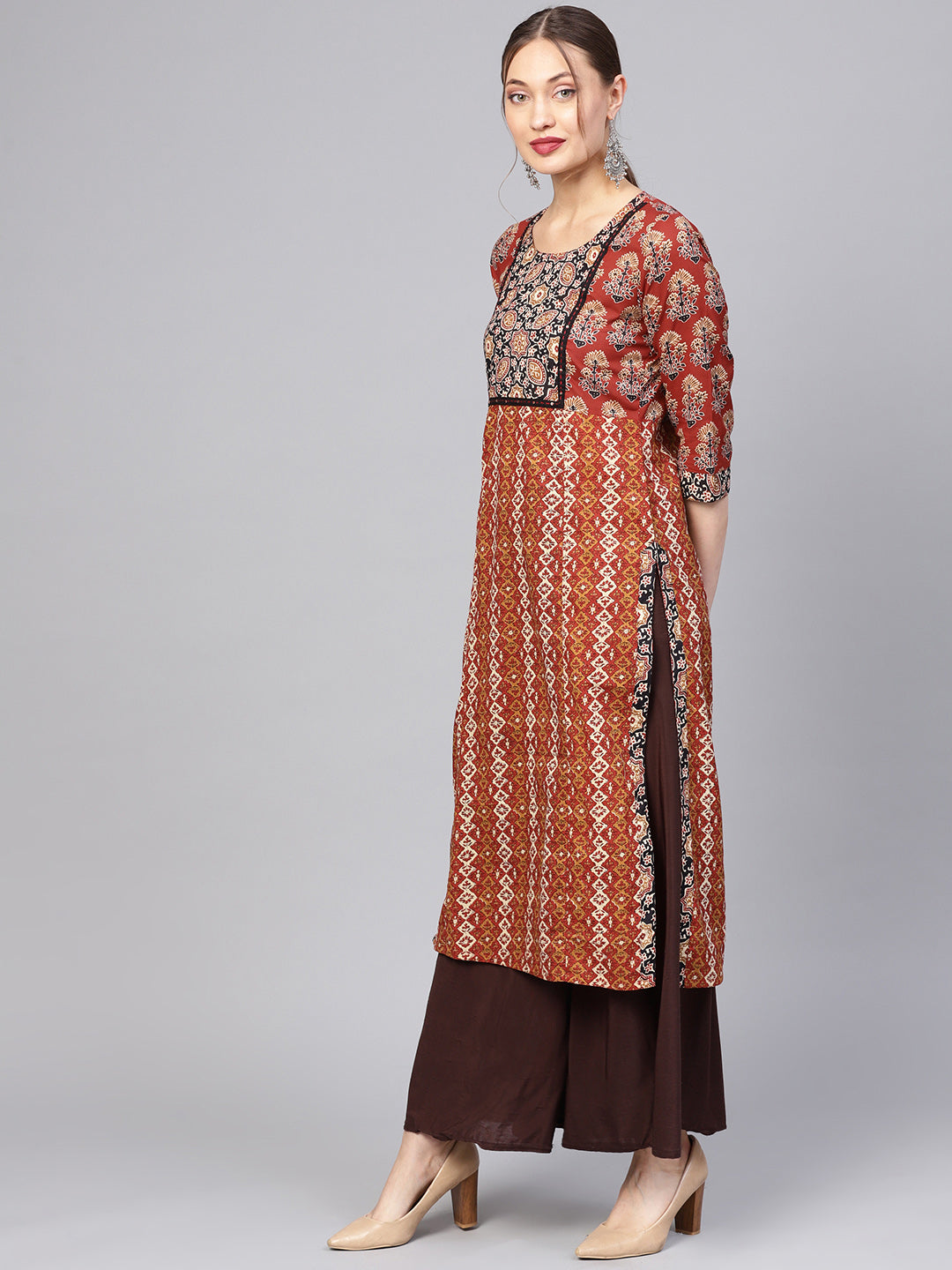 Brown and Beige Ethnic Motifs Straight Cotton Kurta