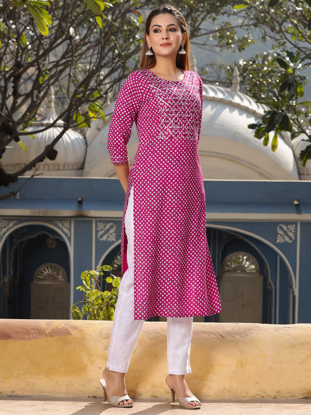 Magenta Ethnic Printed Straight Kurta With Embroidered Yoke
