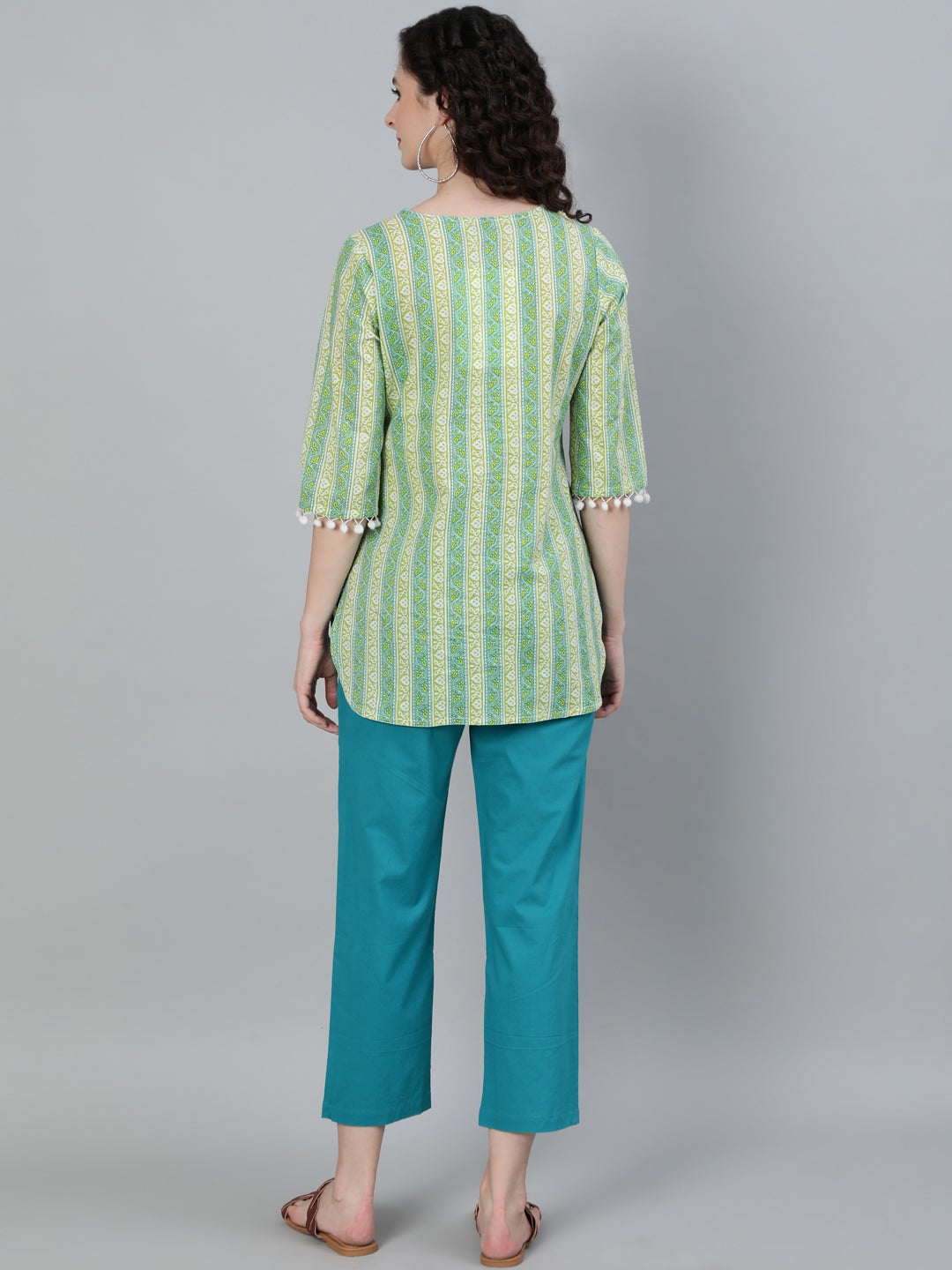 Green Coloured Sleepwear Consist Of Short Kaftan & Pyajama