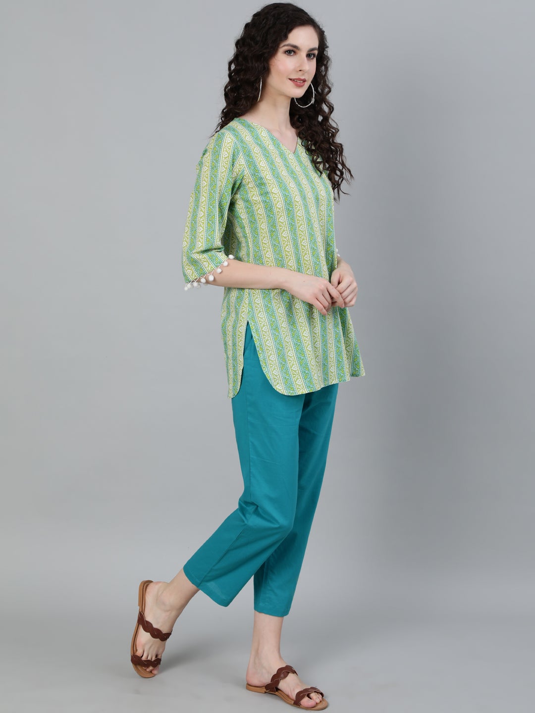Green Coloured Sleepwear Consist Of Short Kaftan & Pyajama