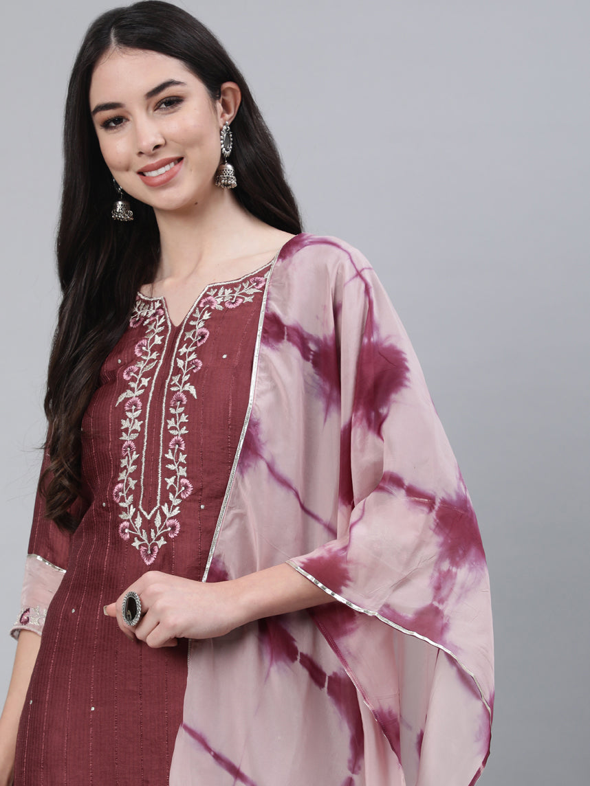 Mauve Silk Embroiderd Kurta With Pants And Organza Dupatta