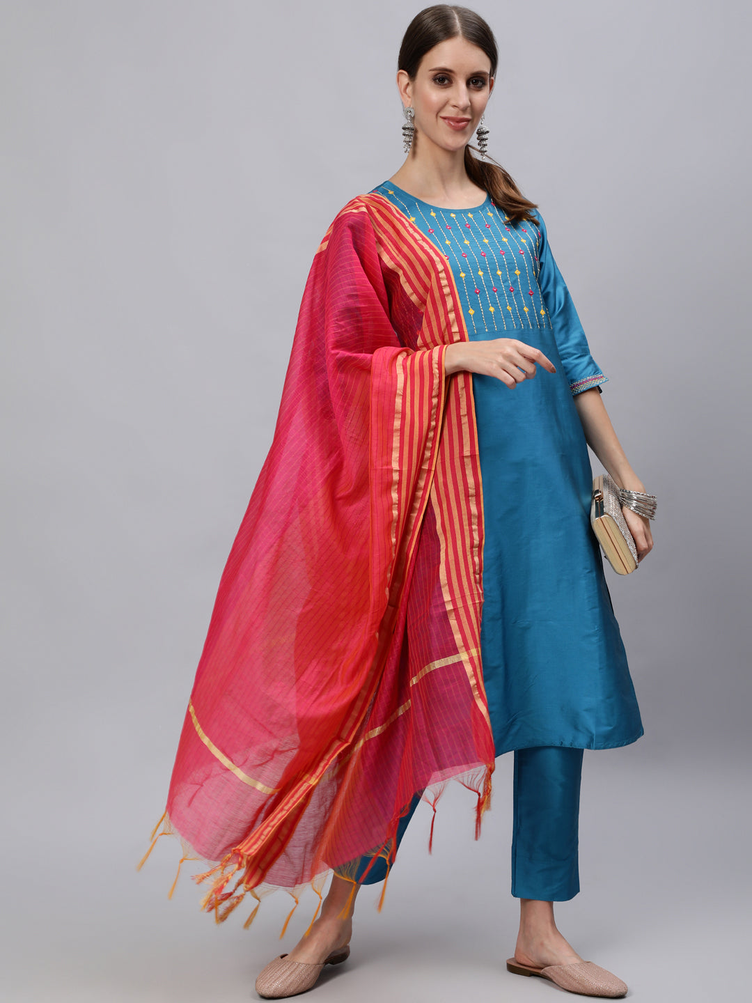 A Straight Solid Turquoisesilk Blend Kurta With Pants And Chanderi Dupatta