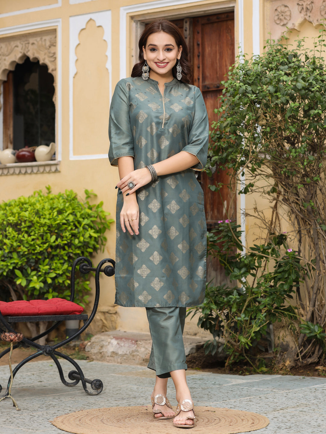 Grey Ethnic Motifs Print Silk Blend Kurta with Pants & Dupatta