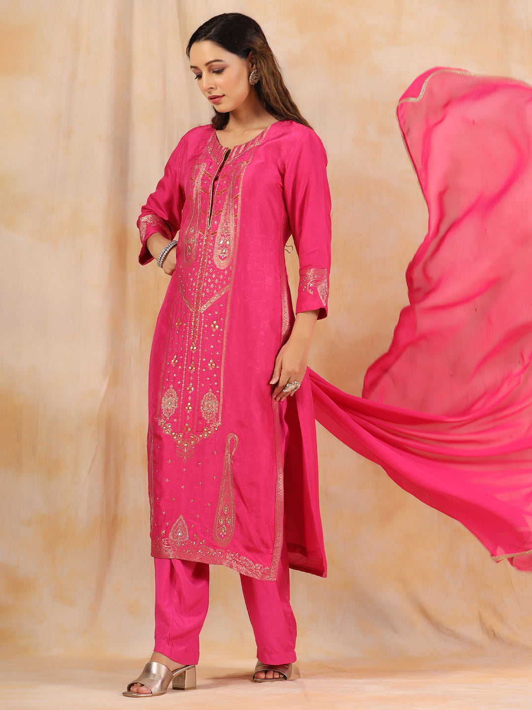 Zardozi Embroidered Silk Hot Pink Straight Kurta With Palazzo And