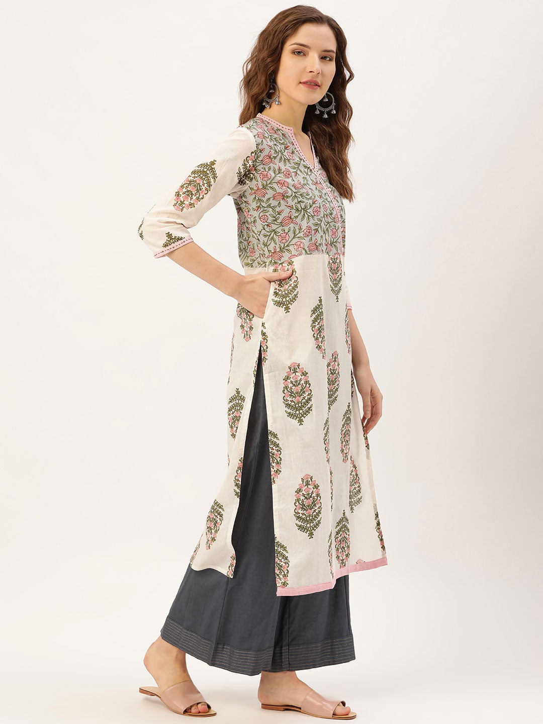 Off white printed straight kurta