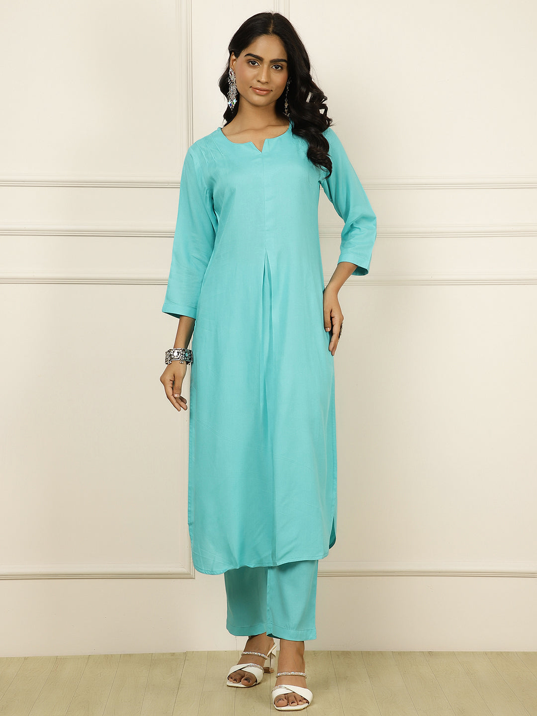 Aqua Pleated Straight Kurta With Pants