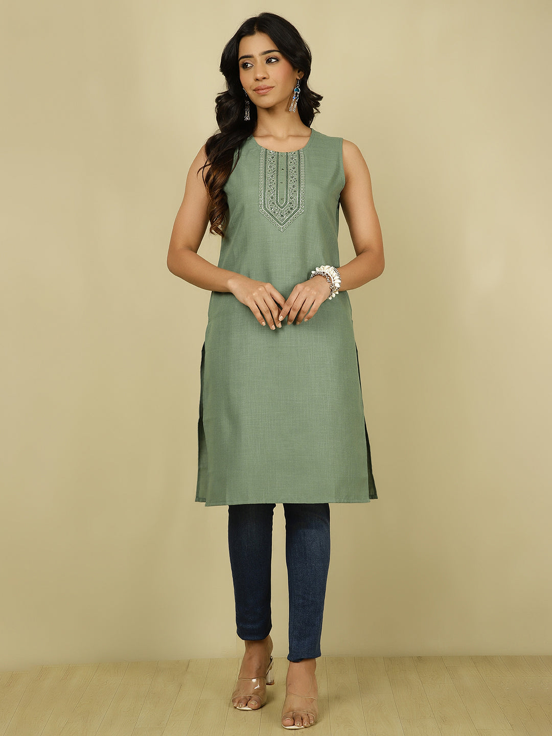 Green Embroidered Sleeveless Kurta