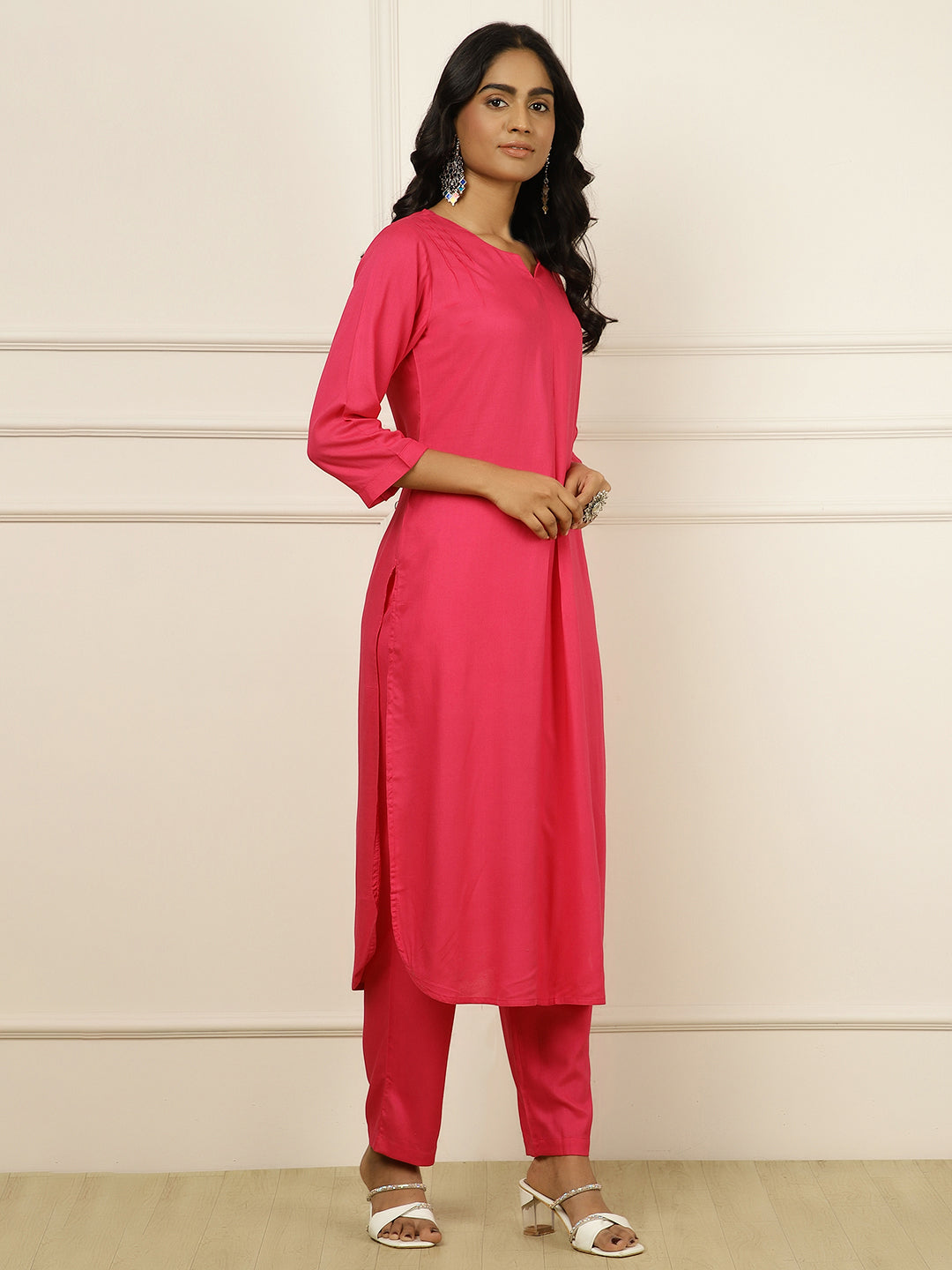 Fuchsia Pleated Straight Kurta With Pants