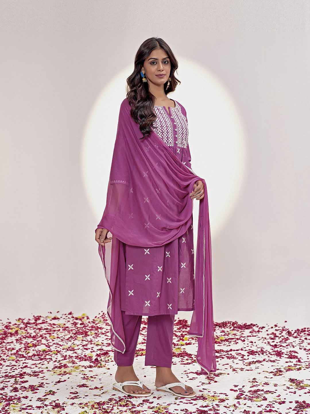 Magenta Threadwork Embroidered Pure Cotton Kurta Set With Dupatta