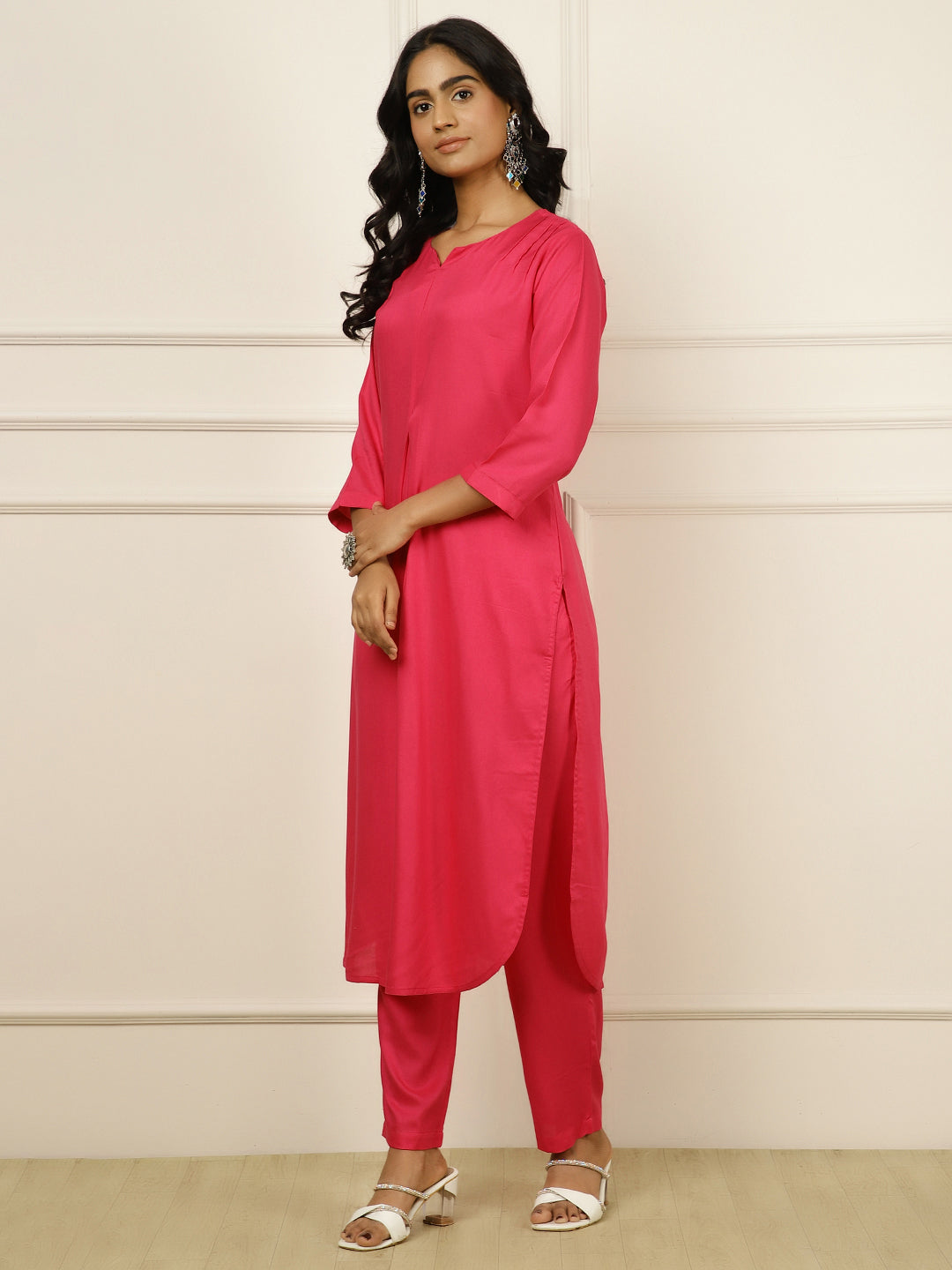 Fuchsia Pleated Straight Kurta With Pants