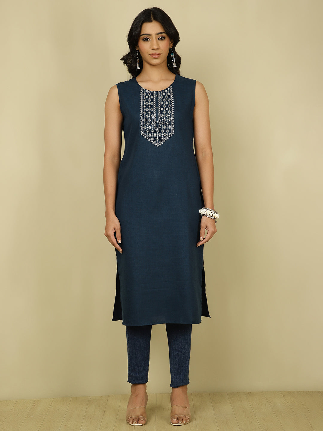 Teal Embroidered Sleeveless Kurta