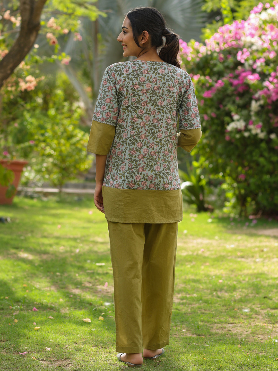 Olive Green Floral Printed Cotton Top With Solid Pants Loungewear Set