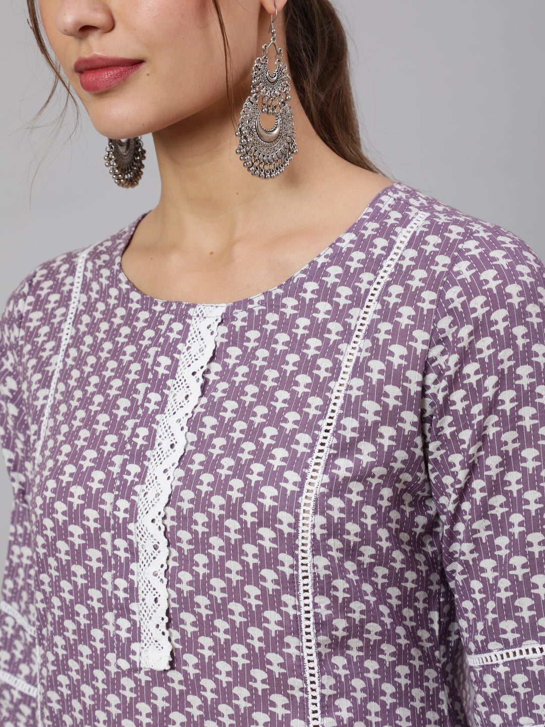 Lavender Woven Kantha Printed Laced Straight Kurta