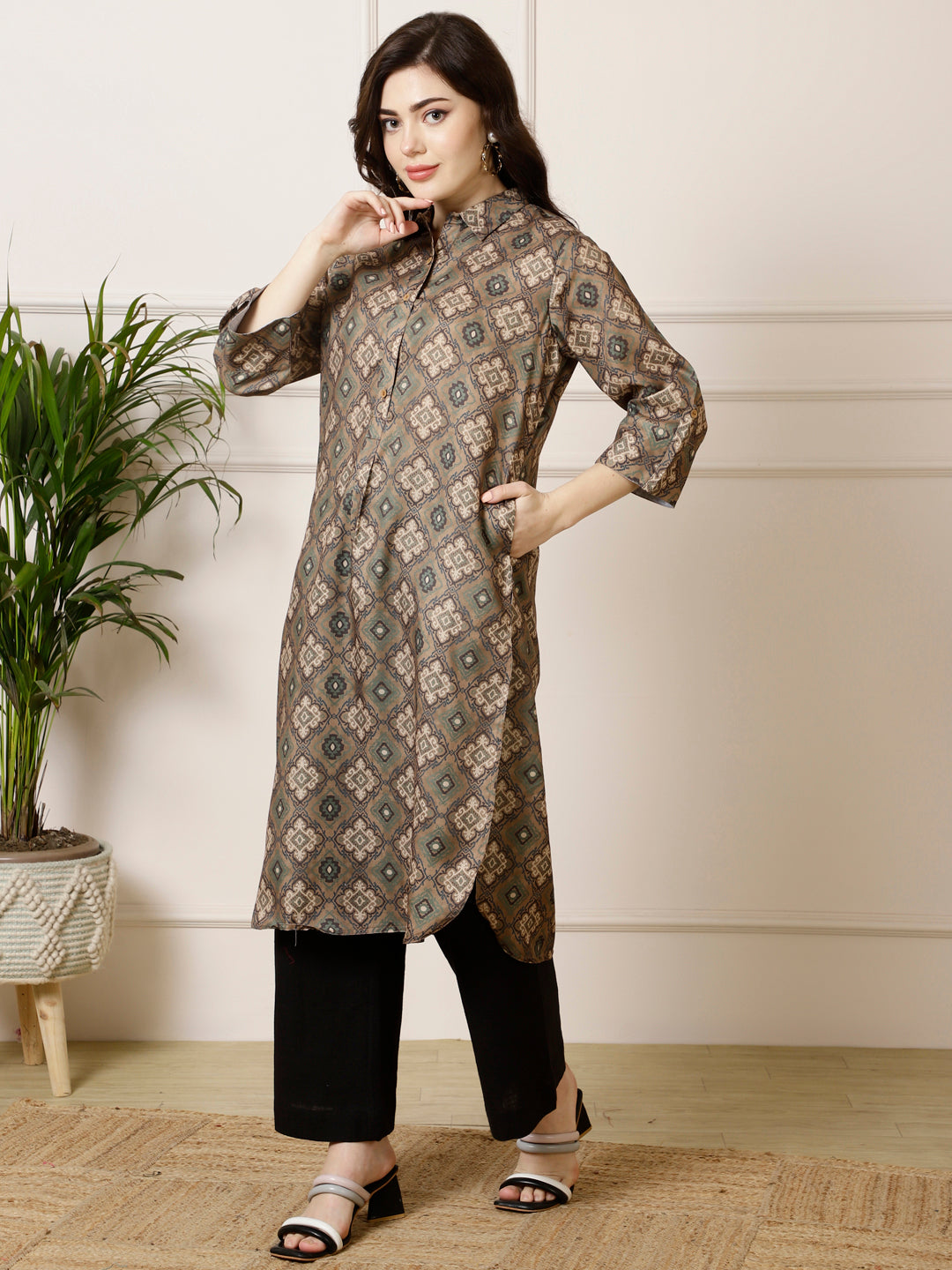 Olive Green Ethnic Motif Straight Kurta