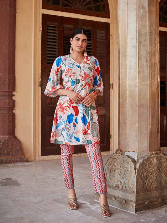 Peach Embellished Kurta With Muslin Printed Trousers