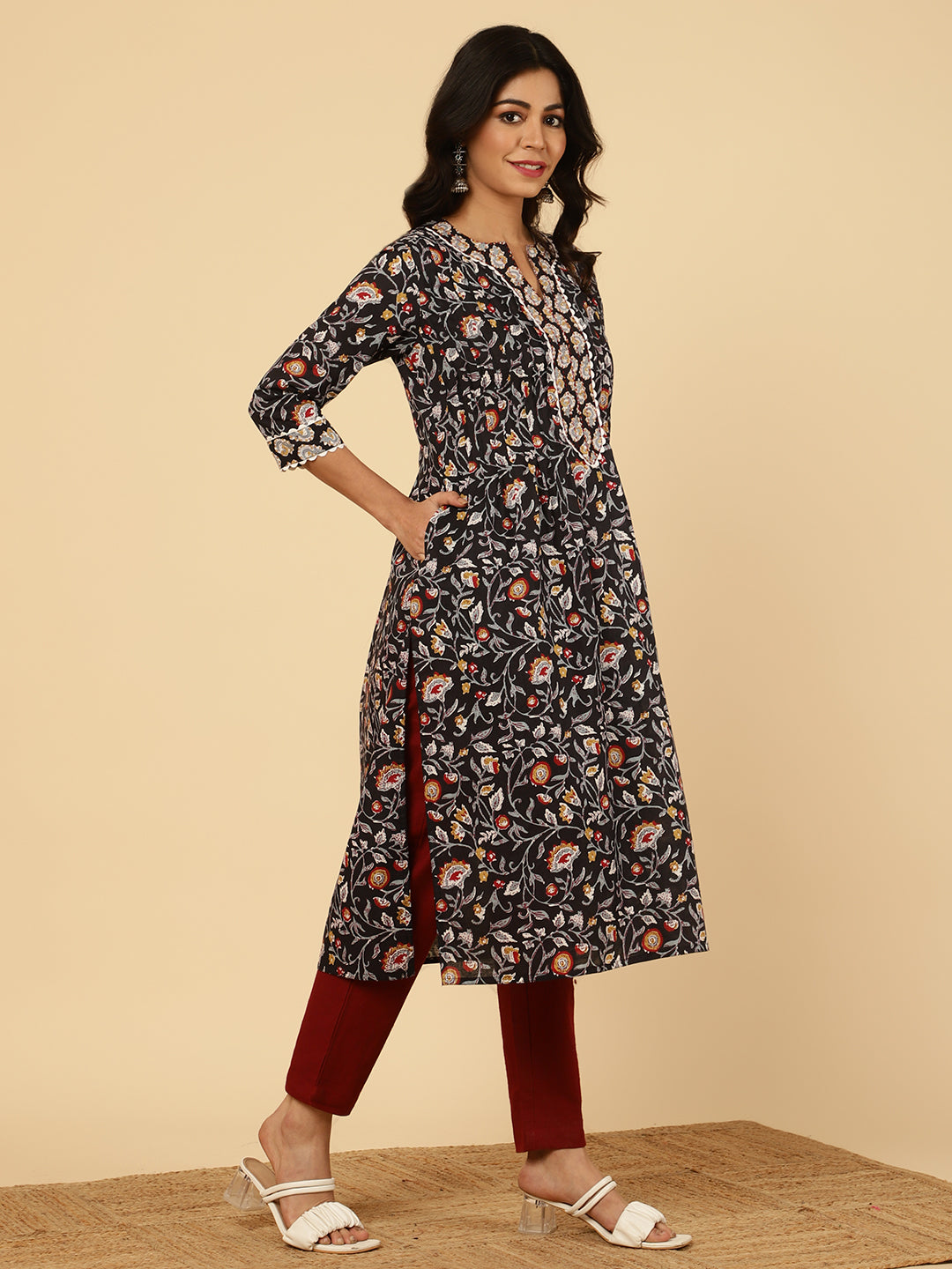 Floral Printed Black Pin Tuck Kurta