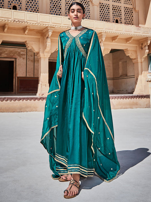 Rama Green Zardosi Embroidered Silk Long Kurta Paired With Embrodiered Organza Dupatta