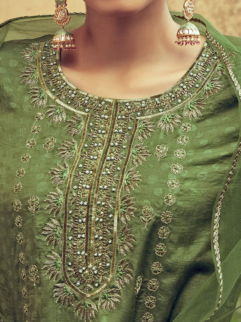 Green Embellished Silk Kurta With Silk Blend Pants And Net Embellished Dupatta