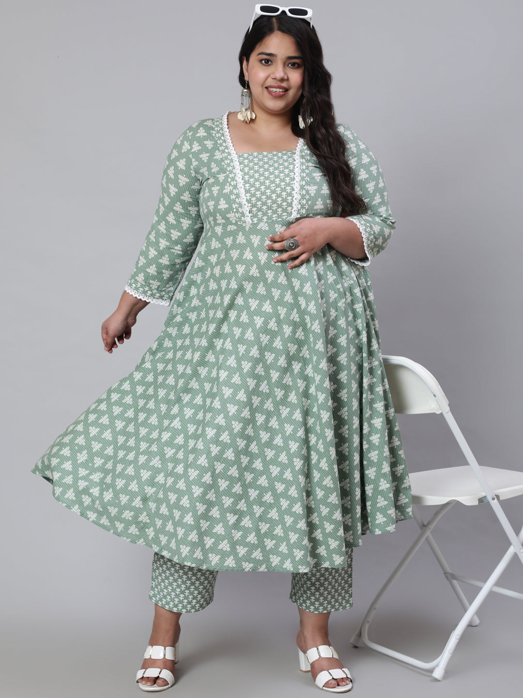 Green Plus Size Woven Ethnic Print Embroidered Flared Laced Kurta With Printed Palazzo