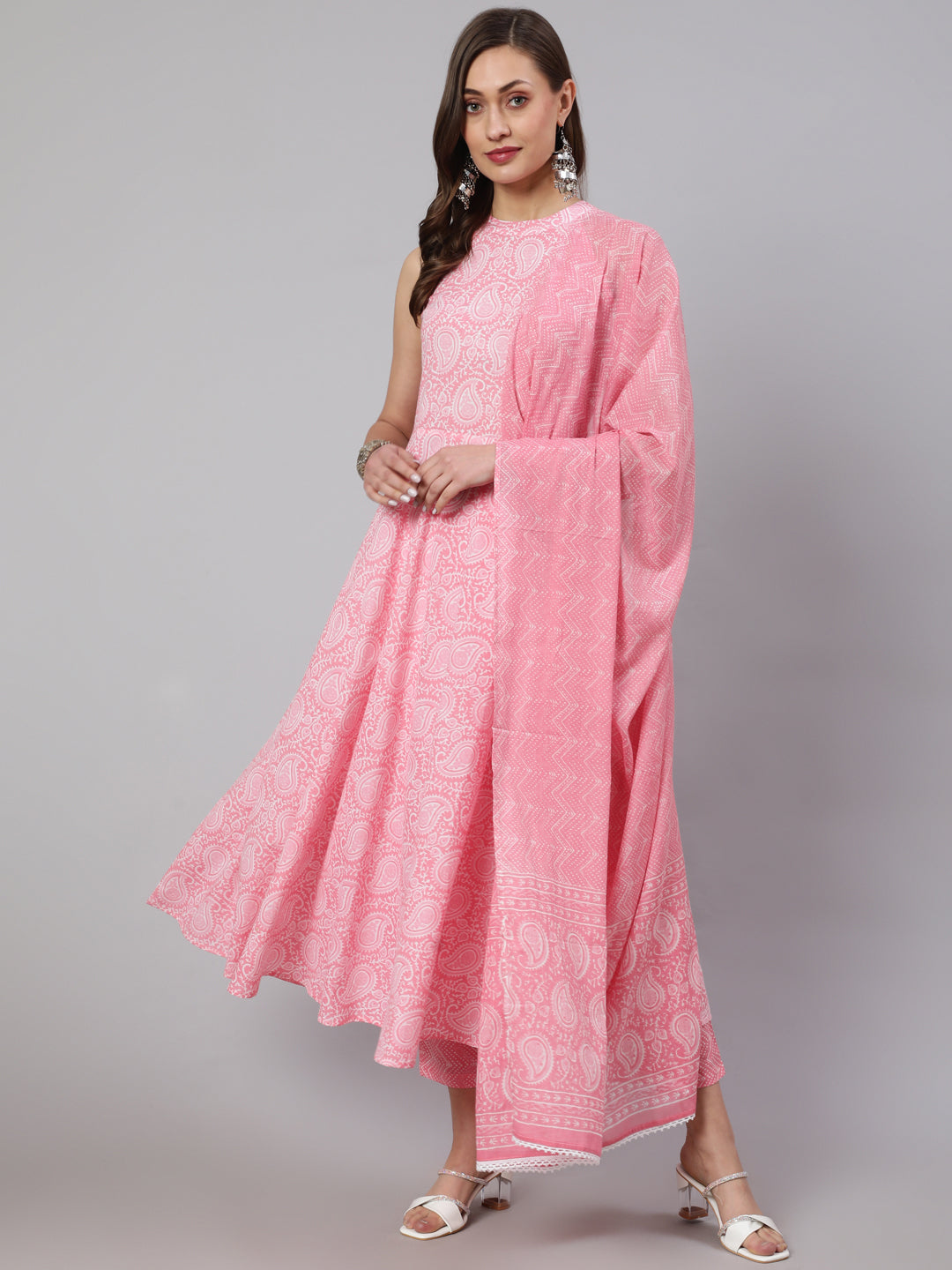 Women Pink Printed Halter Neck Fit & Flared Kurta With Printed Pant & Dupatta With Lace Taping