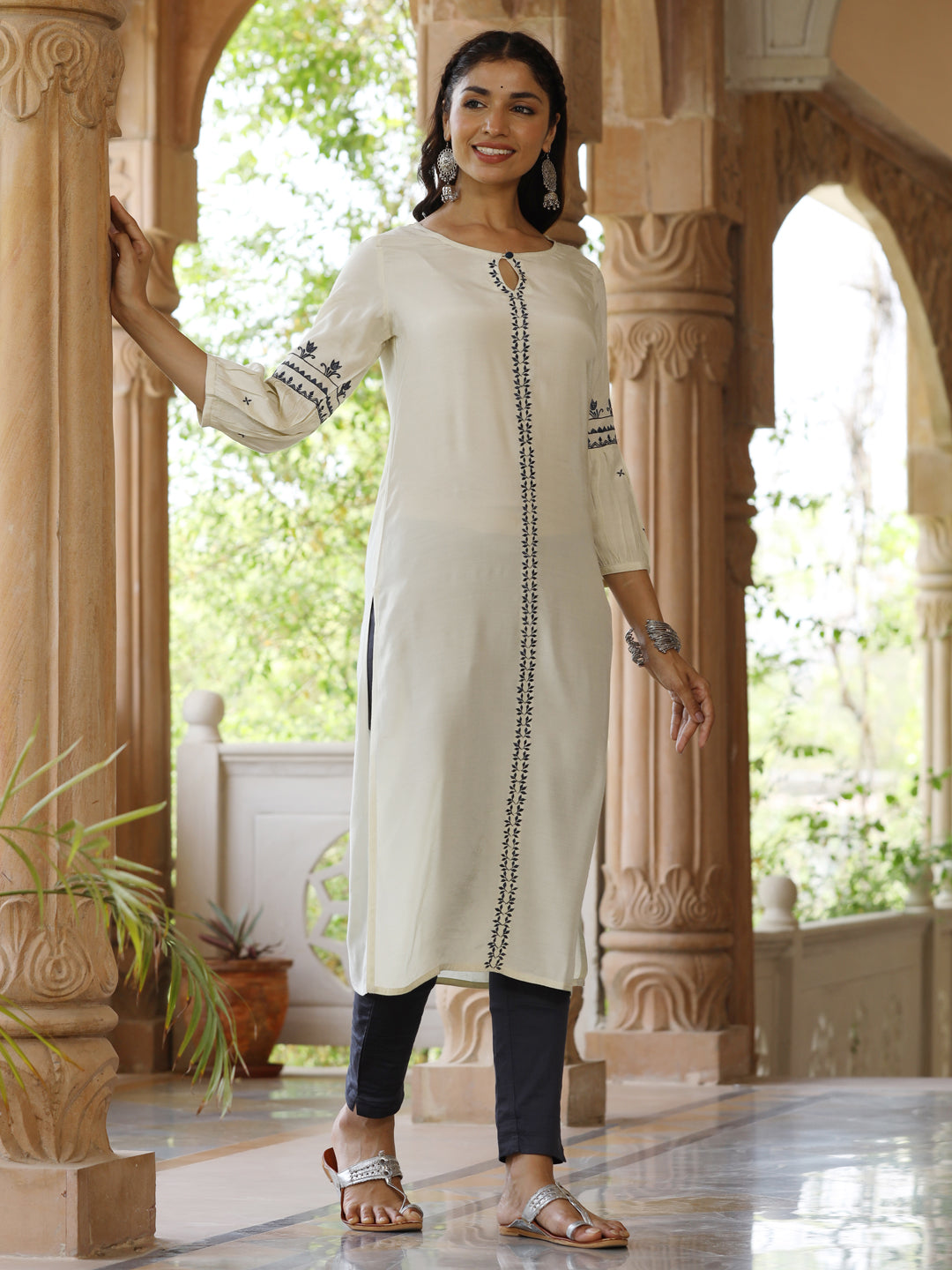 Solid Mirror Work Embroidered Straight Fit Kurta - Off White – FASHOR