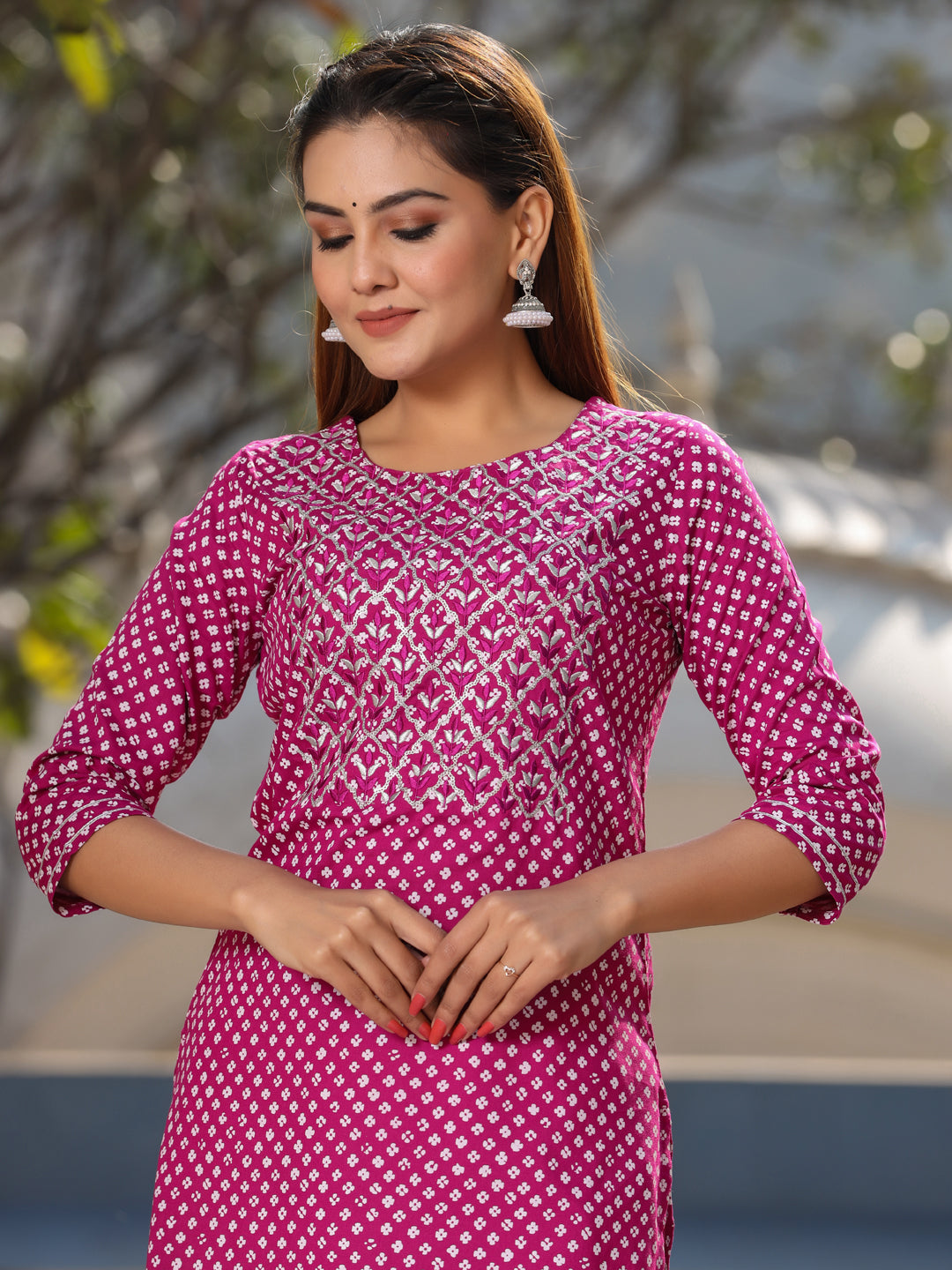 Magenta Ethnic Printed Straight Kurta With Embroidered Yoke