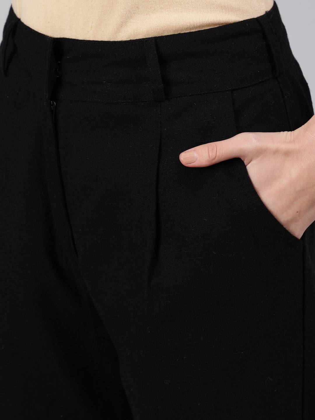 Women Black Relaxed Straight Fit High-Rise Trousers | Street Style Store |  SSS