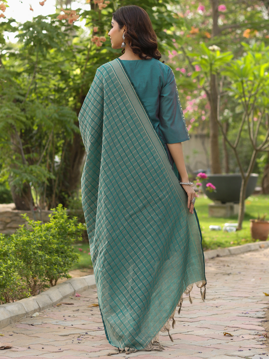 Green Zari Embroidery Chanderi Kurta With Pants And Dupatta