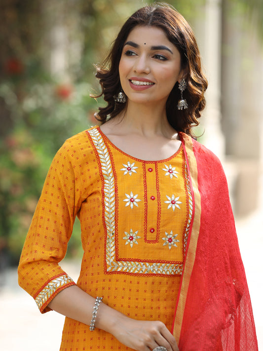 Mustard Self Weave Silk Blend Kurta Wuth Pants And Dupatta