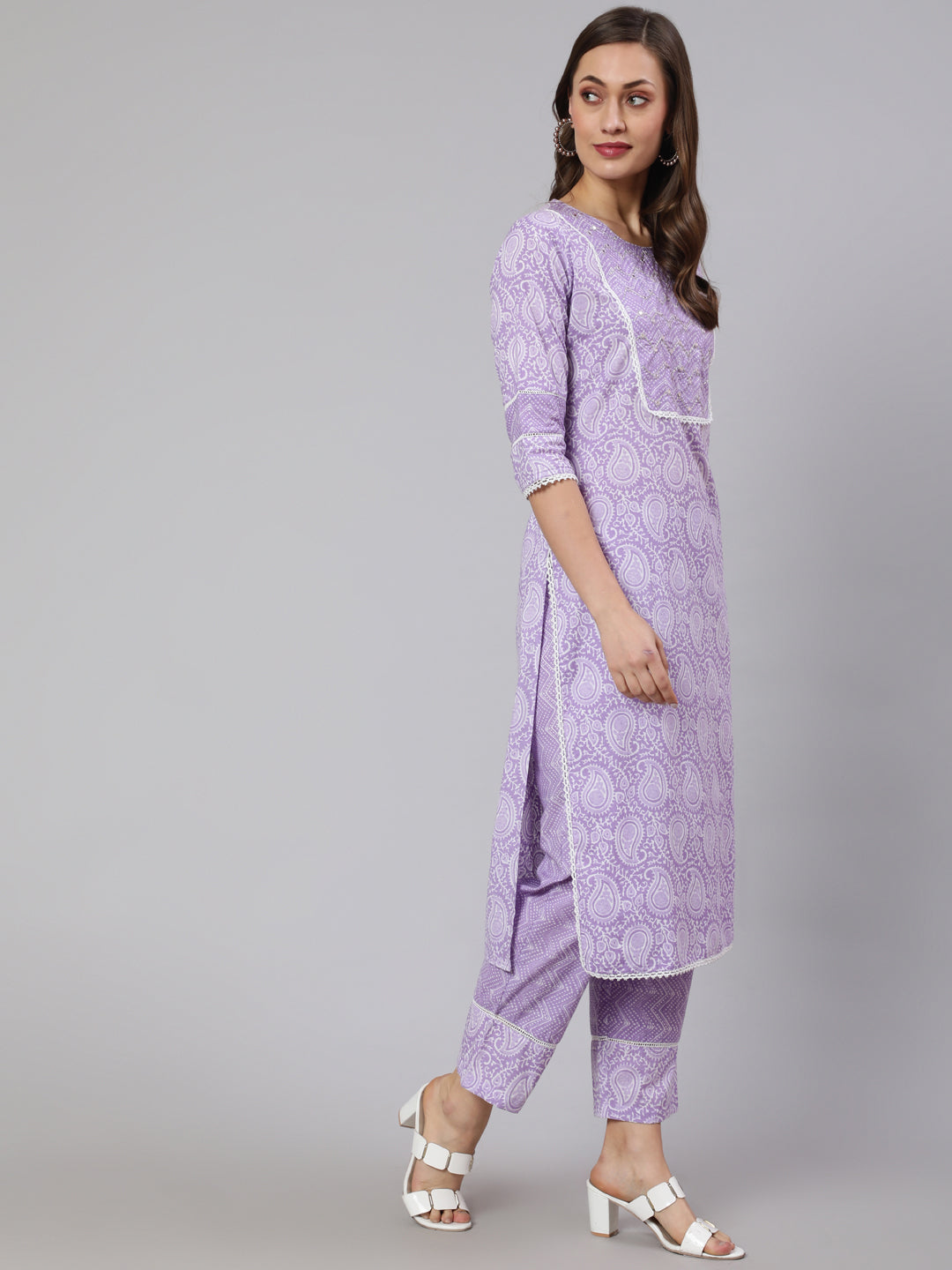 Lavender Ethnic Paisley Printed Cotton Kurta With Pants