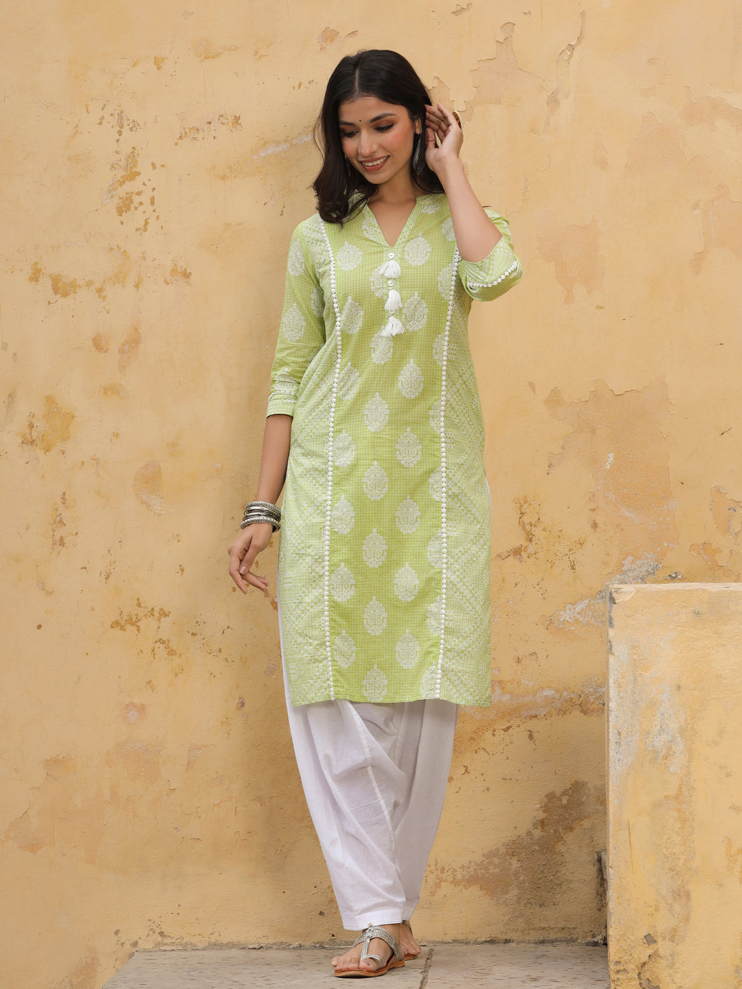 Green & White Ethnic Motif Straight Cotton Kurta With Patiala & Dupatta