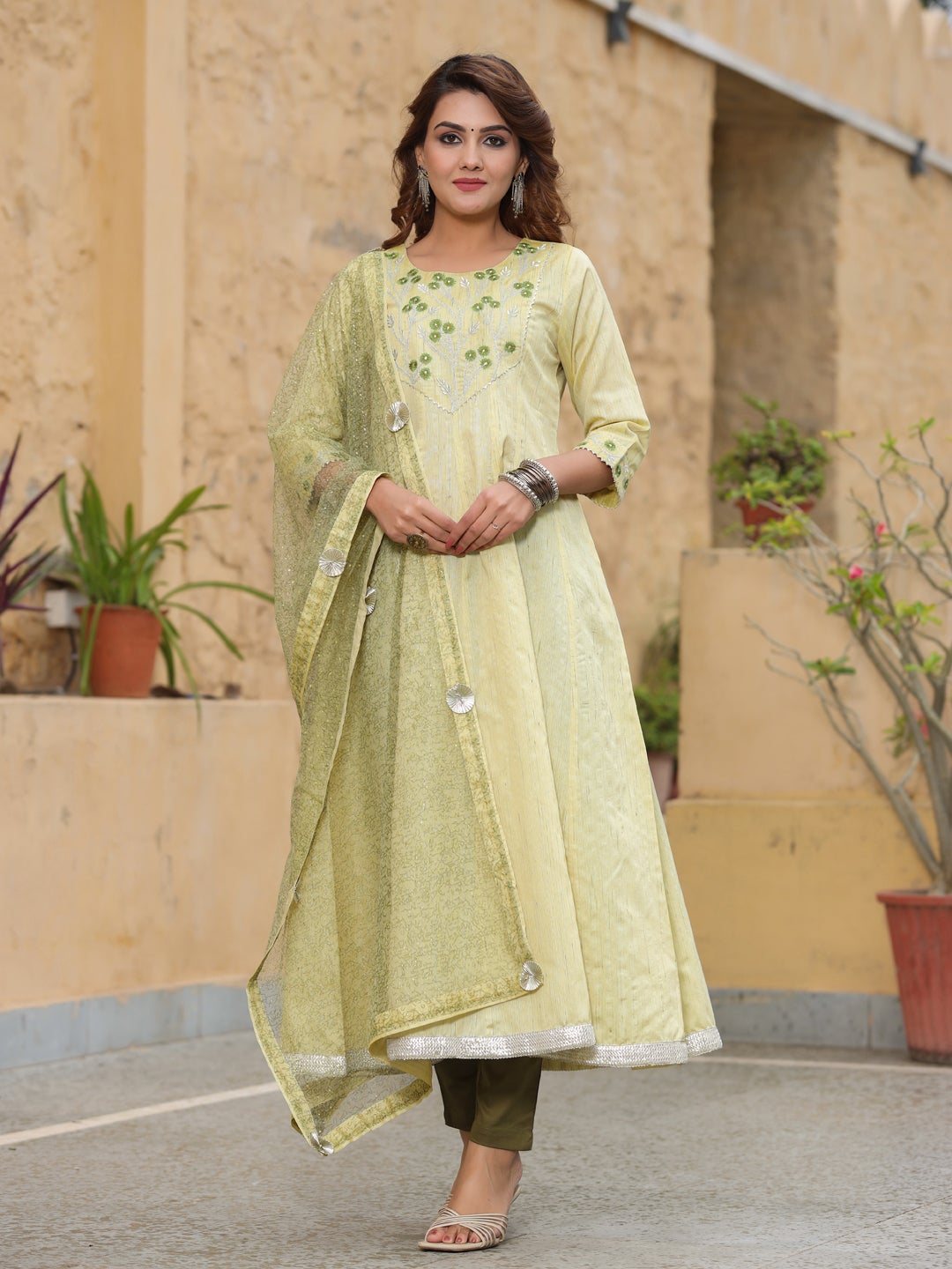 EMBROIDERED ANARKALI KURTA WITH DUPATTA