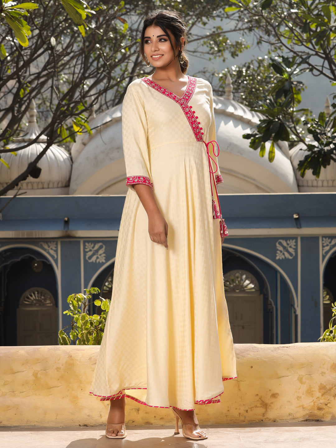 Embroidered Off White Floor Length Anarkali Kurta