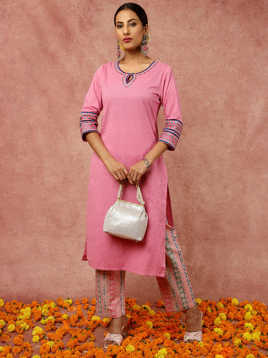 Pink Straight Kurta With Geometric Printed Pants