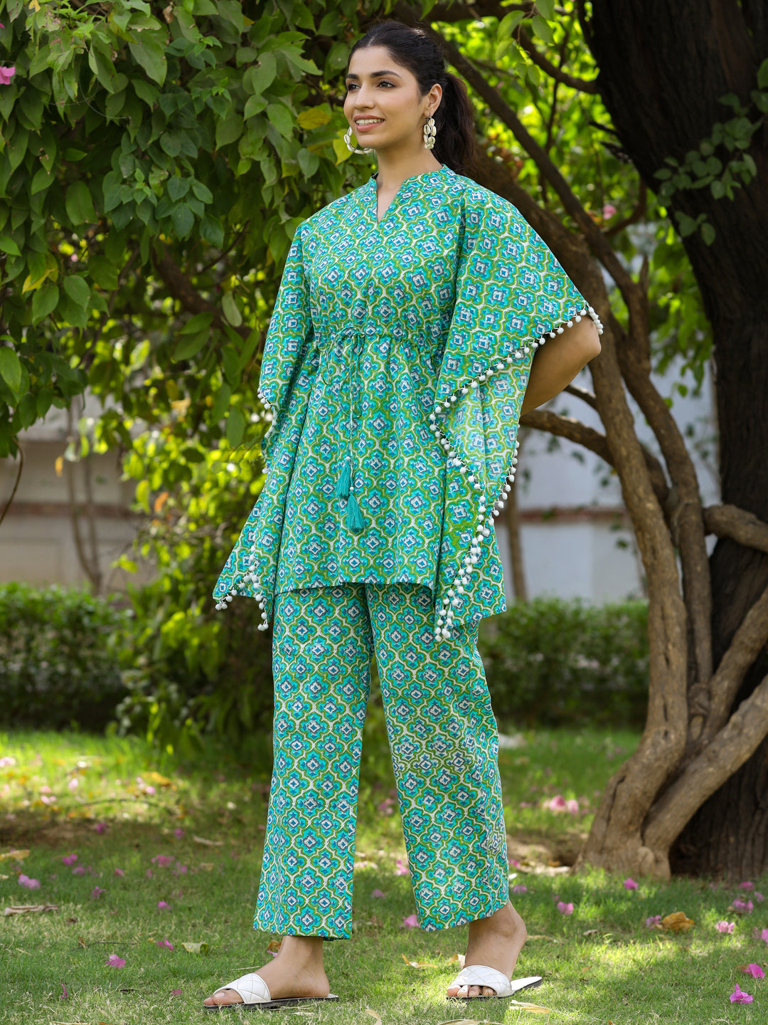 Green Ethnic Printed Cotton Kaftan With Pants Lounge Wear
