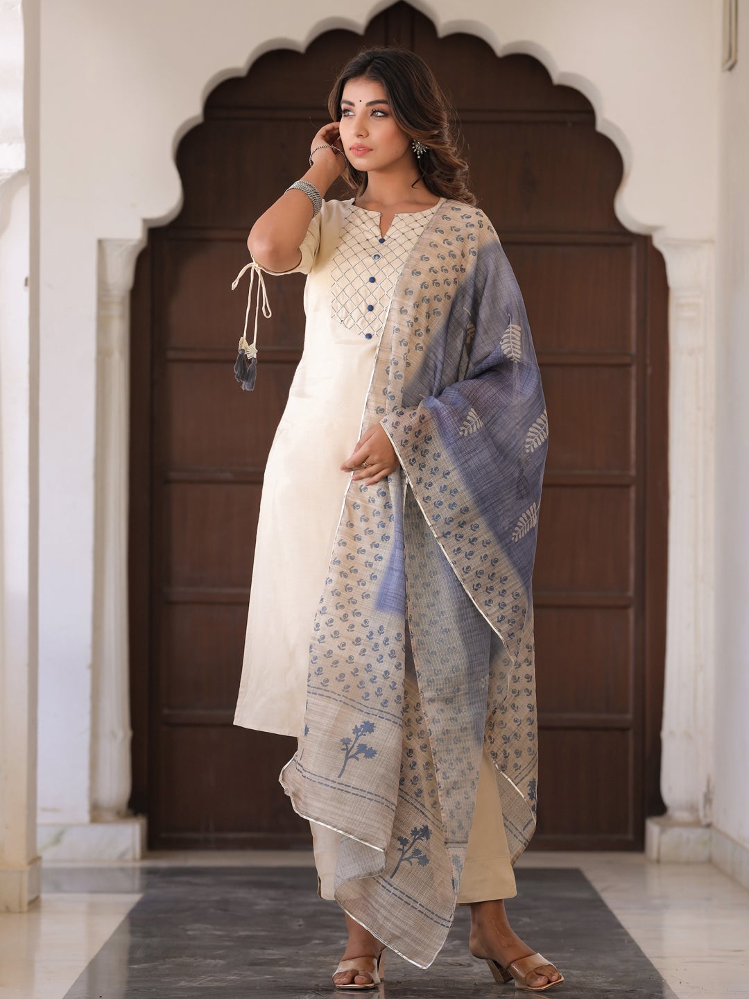 Beige Solid Straight Silk Crepe Kurta With Pant And Dupatta