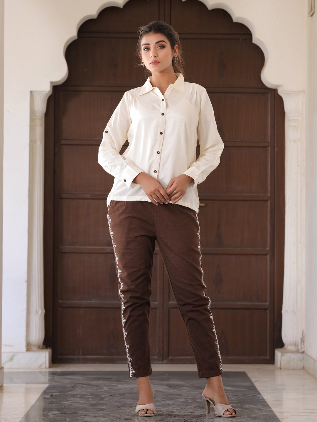 Off-White & Brown Solid Shirt with Side Printed Trousers