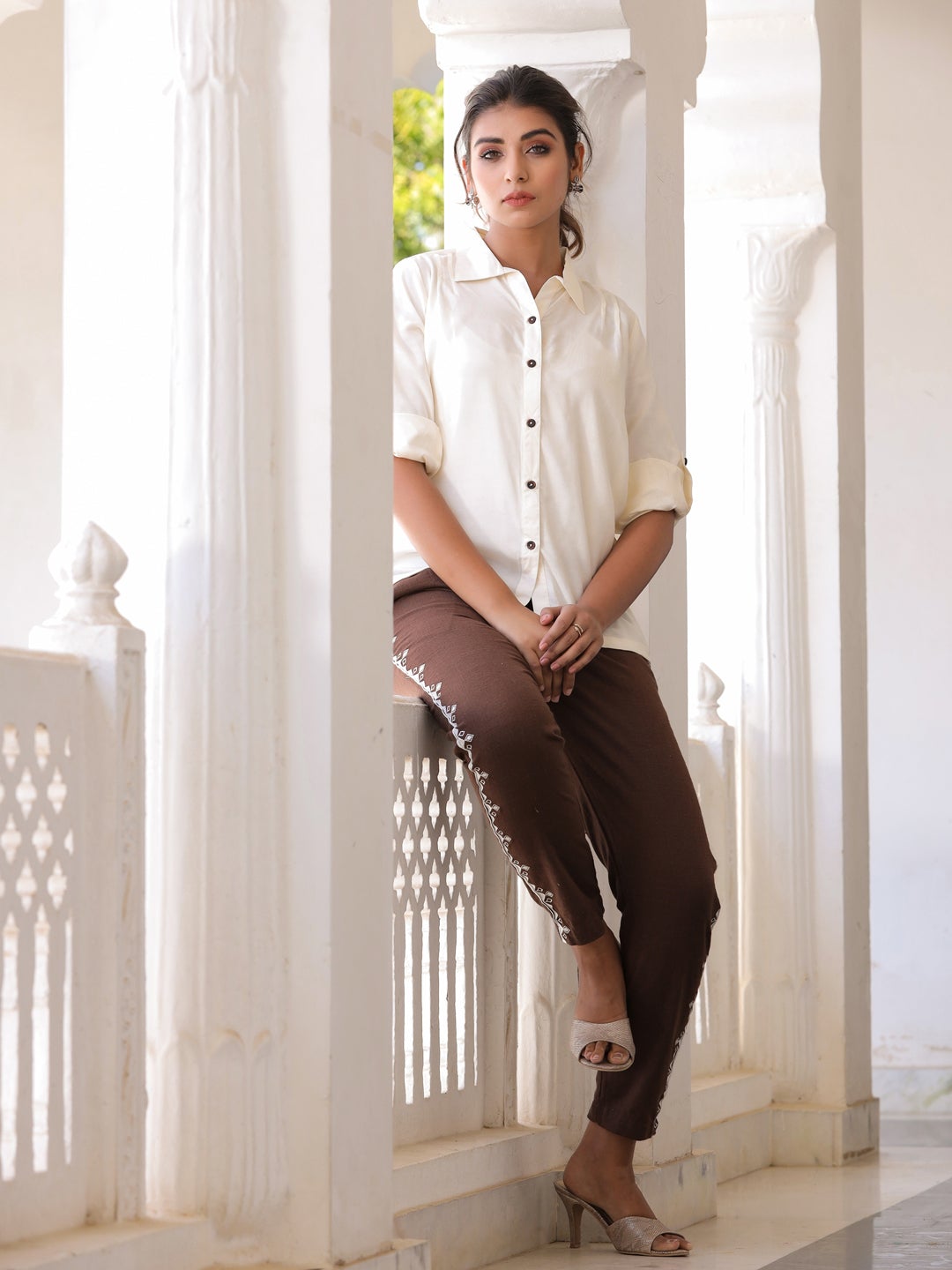 Off-White & Brown Solid Shirt with Side Printed Trousers